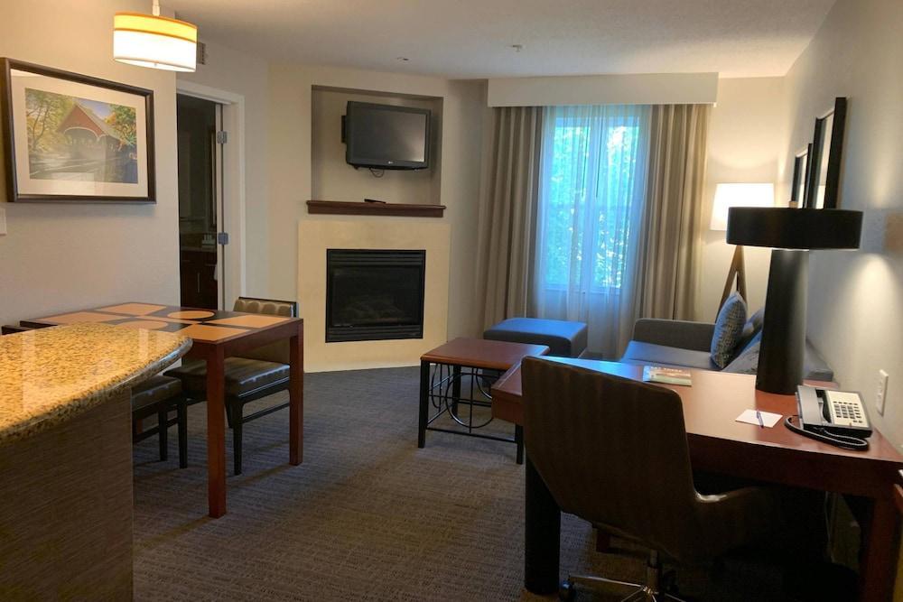 Residence Inn Concord Exteriör bild